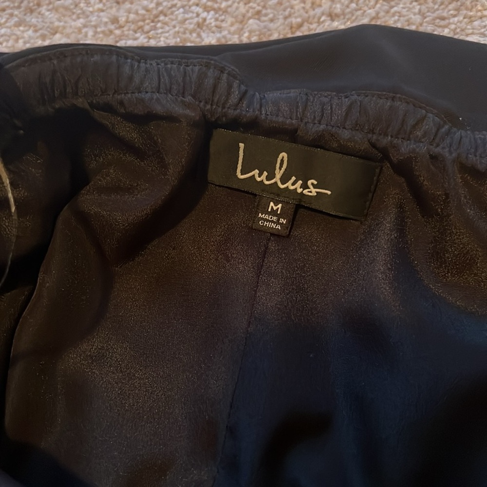 BRAND NEW Lulus top - Picture 5 of 5
